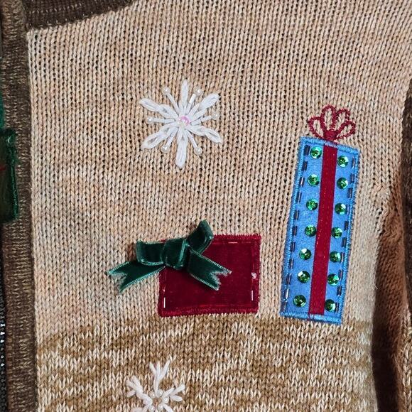 VTG Tiara Christmas Sweater Cardigan Tacky Medium Holiday Ugly Christmas Sweater - Picture 6 of 10